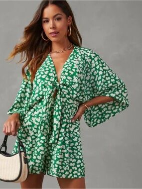 Vici Kella tied romper